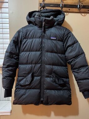 Patagonia Kids Black Hooded Puffer Jacket